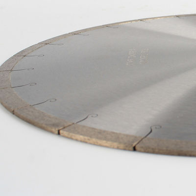 Размер сегмента 39.5/37.5*3*10 мм Dekton Diamond Saw Blade Cutter Disc для станков с ЧПУ