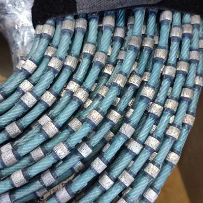 Резание 8,3 мм бисера пластиковой алмазной проволочной пилы для гранитного блока квадратизации и профилирования